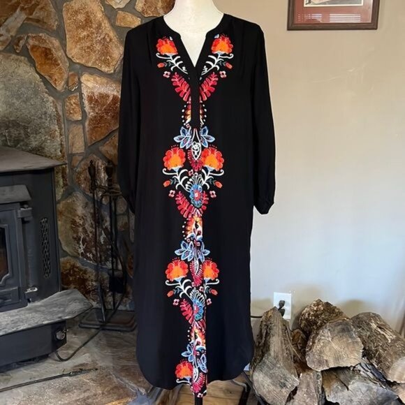 Cupio Hi-Lo Lounge Dress - Picture 2 of 11